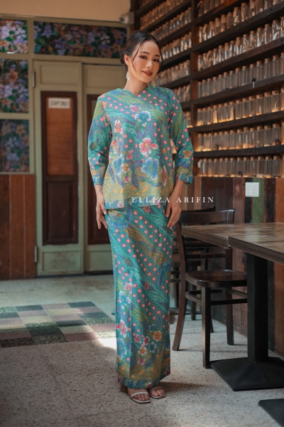 Senandung Kurung In Kesuma